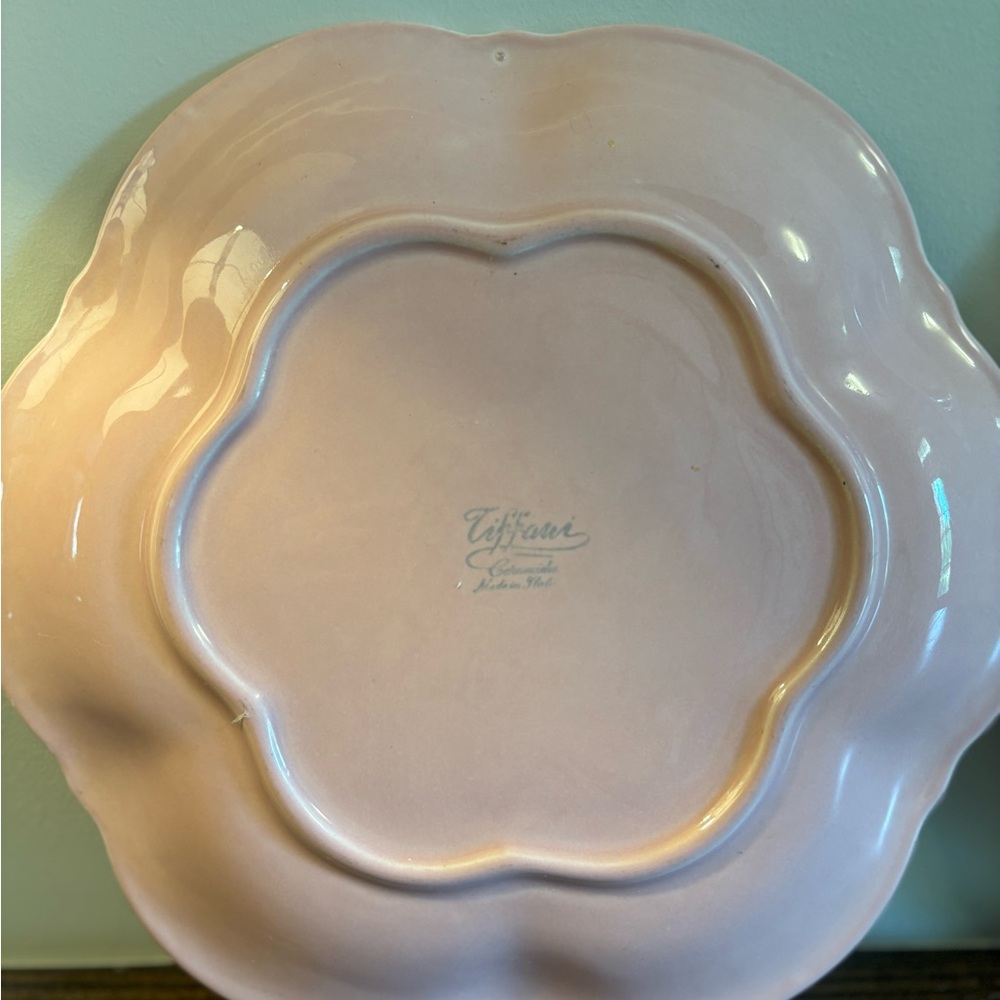 Tiffani Ceramiche scalloped dinner plates. - Picture 3 of 6